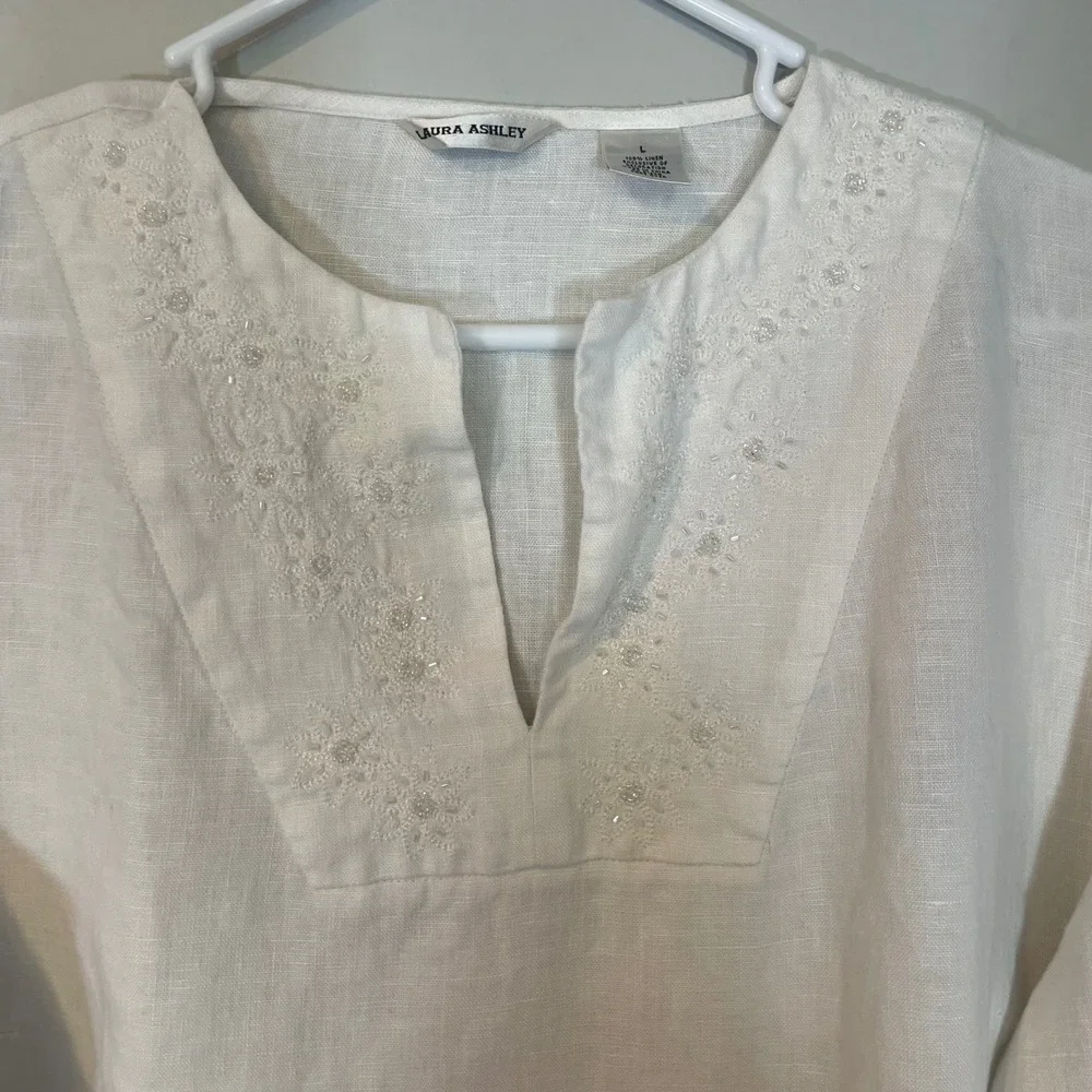 Laura Ashley Womens‎ White Linen Embroidered Sequin Tunic Top Size L Boho